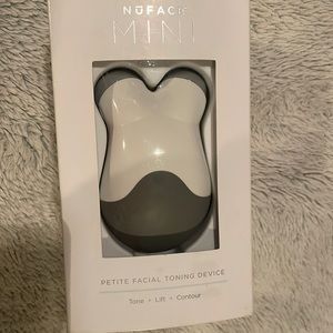 Nuface mini Petite Facial Toning Device